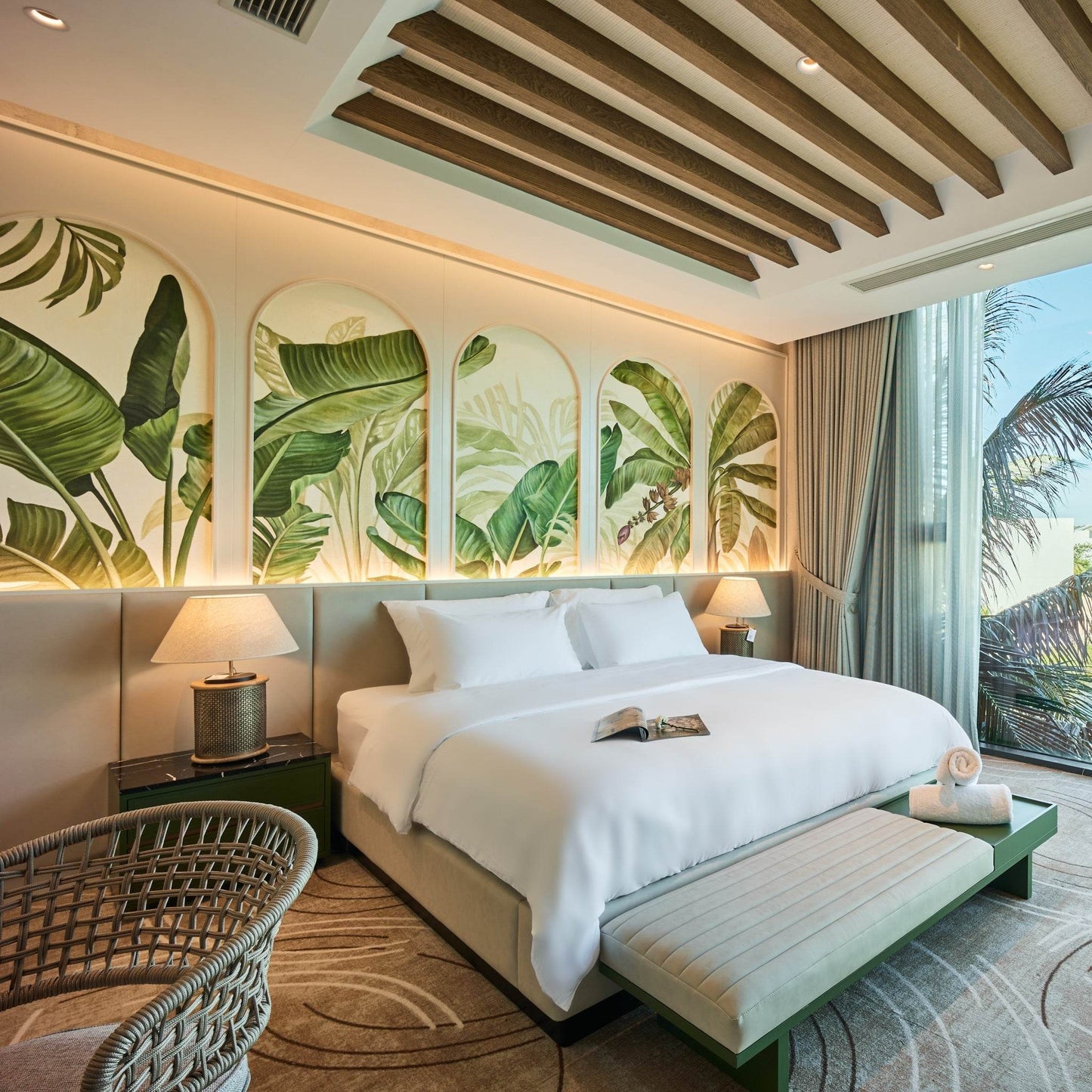 Chiêu Hoàng Loft - Where History Rises with Style - Luxannam