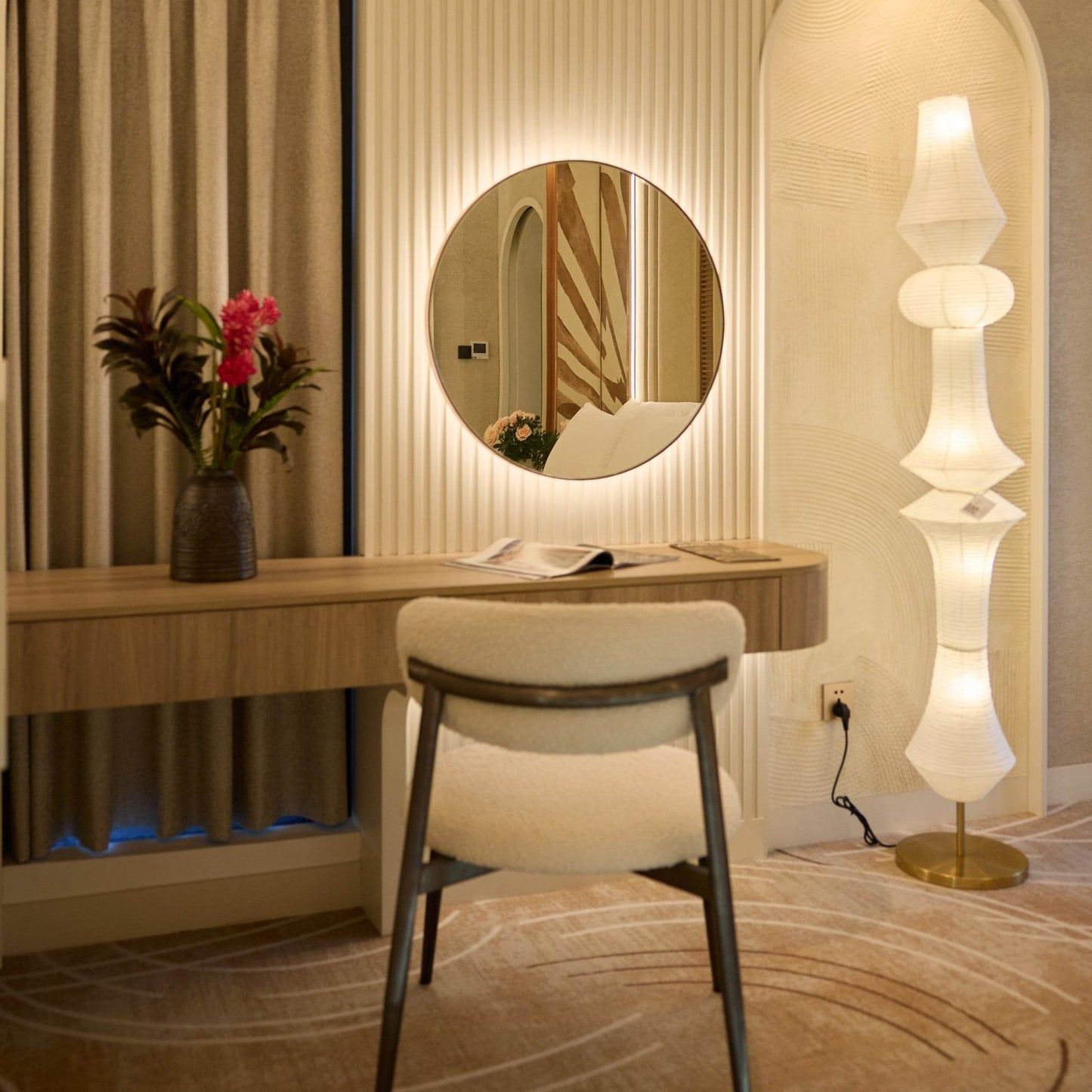 The Vân Nga Chamber - Luxurious Beauty in Harmony with Heritage - Luxannam