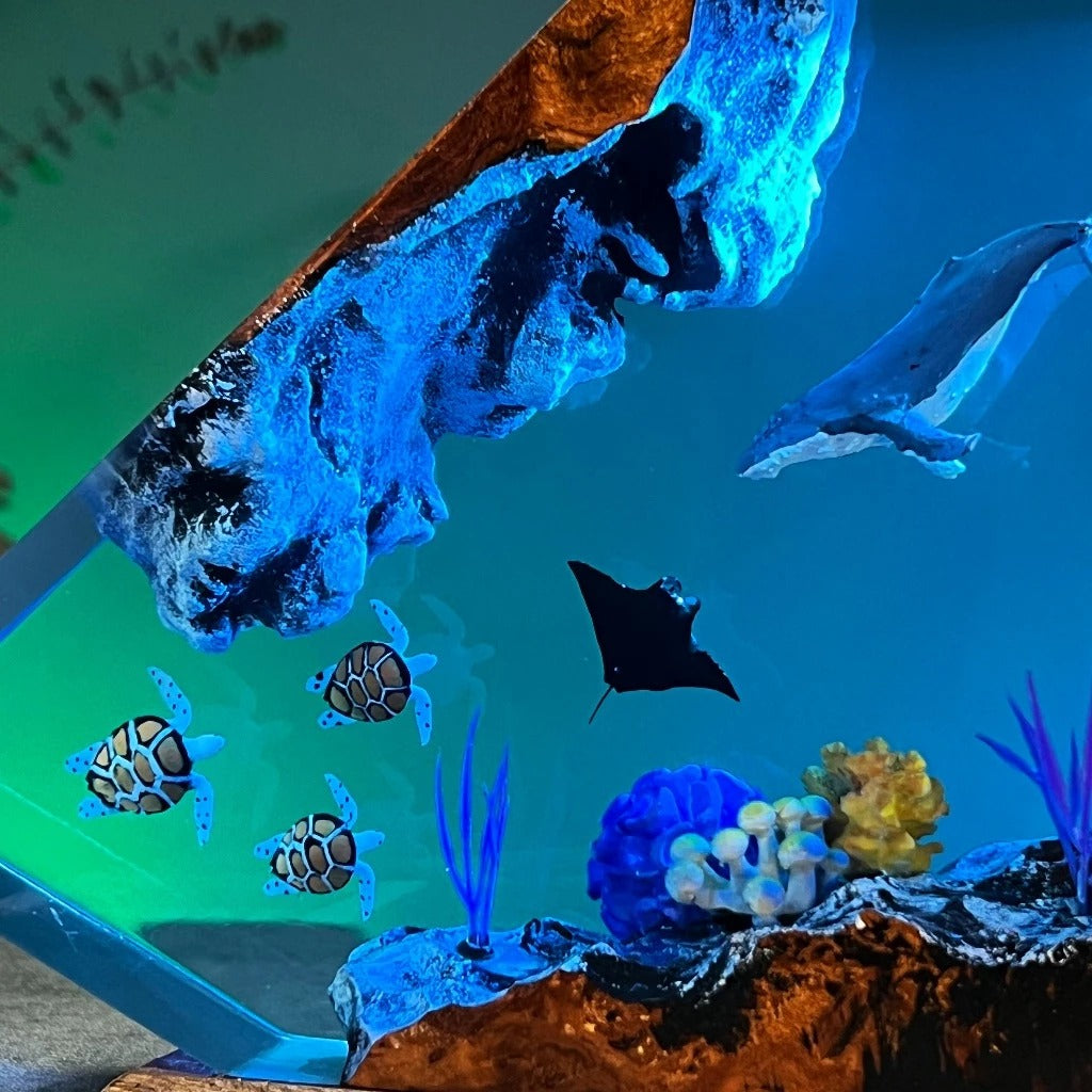 Ocean Polygon Epoxy Resin Lamp – Handcrafted Crystal Art Light