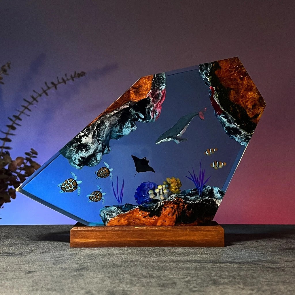 Ocean Polygon Epoxy Resin Lamp – Handcrafted Crystal Art Light