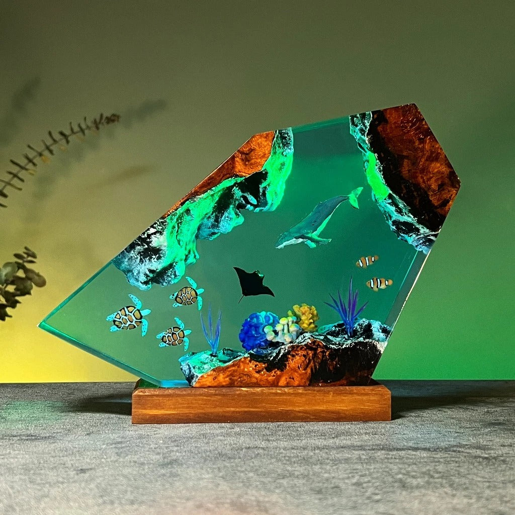 Ocean Polygon Epoxy Resin Lamp – Handcrafted Crystal Art Light