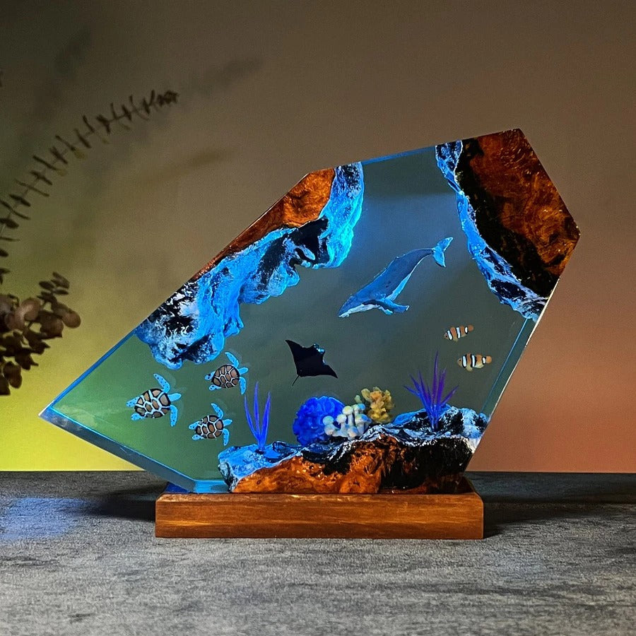 Ocean Polygon Epoxy Resin Lamp – Handcrafted Crystal Art Light